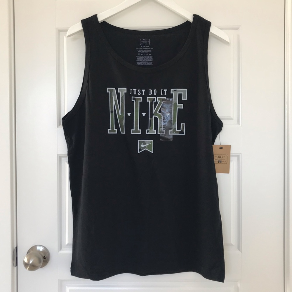 Nike // NWT Men's “Just Do It” Graphic Camo Tank Top